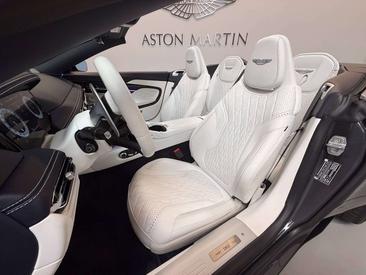 Aston Martin DB12 Volante — photo 9