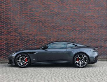 Aston Martin DBS 5.2 V12 Superleggera — photo 15