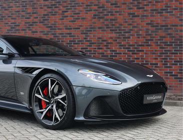 Aston Martin DBS 5.2 V12 Superleggera — photo 18