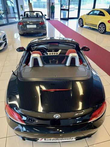 BMW Z4 SDrive35i — photo 17