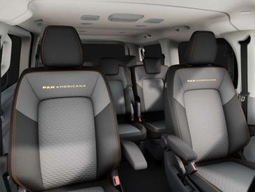 Volkswagen Multivan E-Caravelle PanAmericana — photo 9