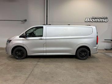 Volkswagen Transporter — photo 4