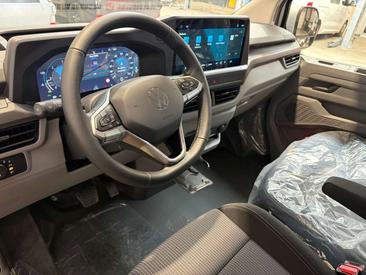 Volkswagen Transporter — photo 11
