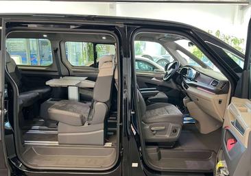 Volkswagen Multivan Style — photo 4