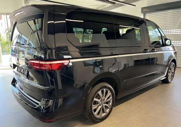 Volkswagen Multivan Style — photo 19