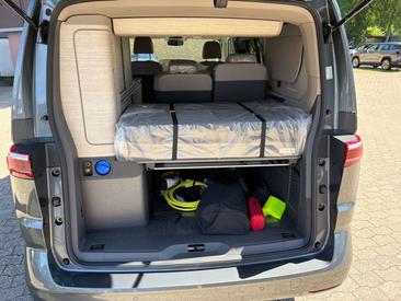 Volkswagen Multivan EHybrid 4Motion Ocean Grey — photo 9