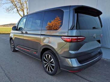 Volkswagen Multivan Hybrid 4Motion Sport Edition — photo 2