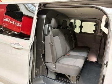 Volkswagen Transporter — photo 13
