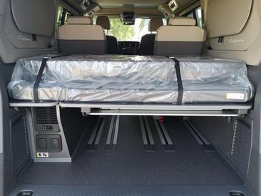 Volkswagen Multivan Beach Tour EHybrid 4Motion — photo 9