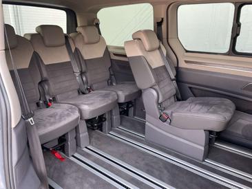 Volkswagen Multivan EHybrid Style — photo 25