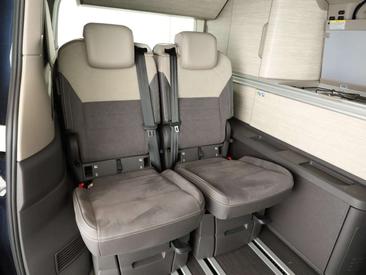 Volkswagen Multivan Ocean EHybrid 4Motion — photo 7