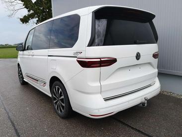 Volkswagen Multivan Hybrid 4Motion Elegance — photo 2