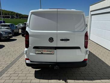 Volkswagen Transporter — photo 8