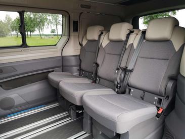 Volkswagen Multivan TDI Beach — photo 9