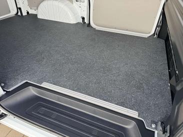 Volkswagen Transporter — photo 22