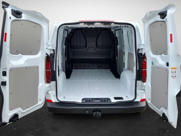 Volkswagen Transporter — photo 12