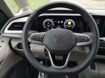Volkswagen Multivan TDI Sport Edition — photo 5