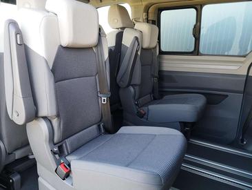 Volkswagen Multivan Hybrid 4Motion Elegance — photo 9