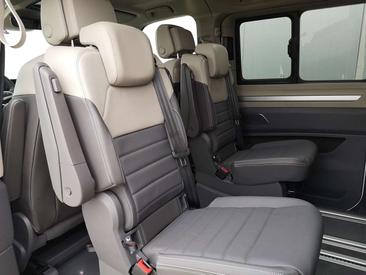 Volkswagen Multivan Hybrid Elegance — photo 9
