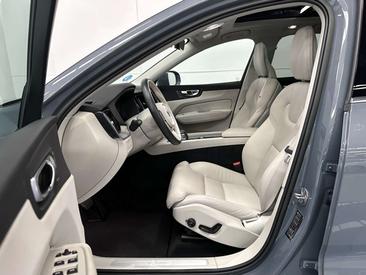 Volvo XC60 T6 Recharge Plus — photo 5
