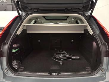 Volvo XC60 T6 Recharge Plus — photo 14