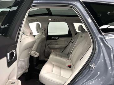 Volvo XC60 T6 Recharge Plus — photo 19