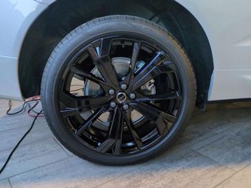 Volvo XC60 T8 Recharge Plus — photo 21