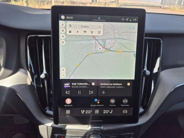 Volvo XC60 T6 Recharge Plus — photo 11
