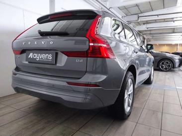 Volvo XC60 B4 Core — photo 5