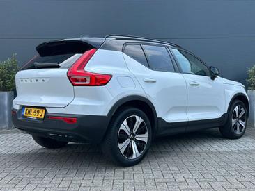 Volvo XC40 T5 Recharge R-Design — photo 2