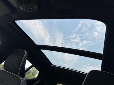 Volvo XC40 T5 Recharge R-Design — photo 8