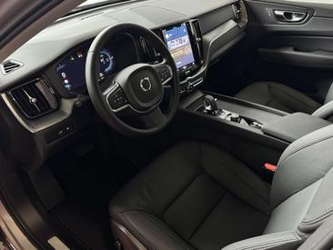 Volvo XC60 T6 Recharge — photo 10