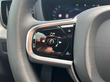 Volvo XC60 T6 Recharge Plus — photo 17