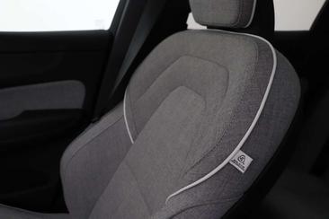 Volvo XC60 T6 Recharge Ultimate — photo 25