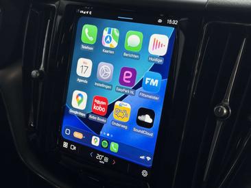 Volvo XC60 T6 Recharge — photo 37