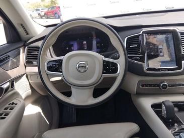 Volvo XC90 B5 Plus — photo 6