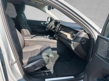 Volvo XC60 B5 Plus — photo 3