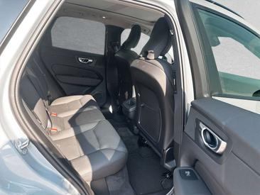 Volvo XC60 B5 Plus — photo 4