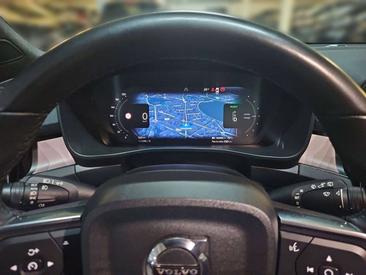 Volvo XC40 Recharge Ultimate — photo 8