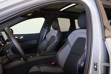 Volvo XC60 T6 Recharge Plus — photo 13
