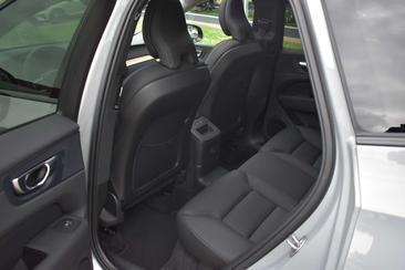 Volvo XC60 T6 Recharge Plus — photo 23