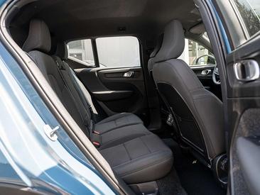 Volvo XC40 Recharge Core — photo 4