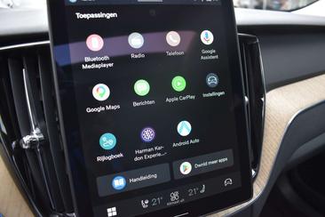 Volvo XC60 T6 Recharge Plus — photo 43