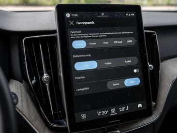 Volvo XC60 T8 Recharge Plus — photo 15