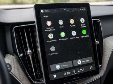 Volvo XC60 T8 Recharge Plus — photo 16
