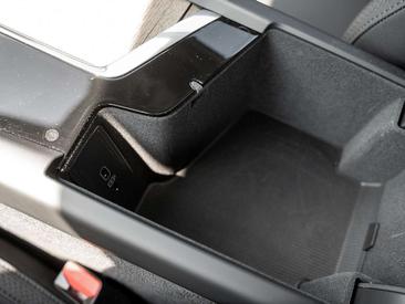 Volvo XC60 T8 Recharge Plus — photo 22