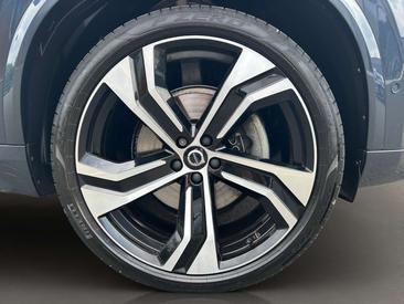 Volvo XC90 B5 Ultimate — photo 15