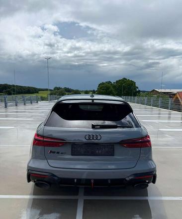 Audi RS6 Avant — photo 8