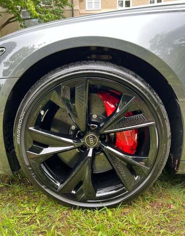Audi RS6 Avant Performance — photo 6
