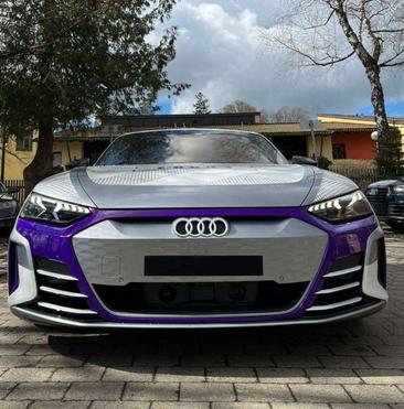 Audi E-tron GT — photo 8